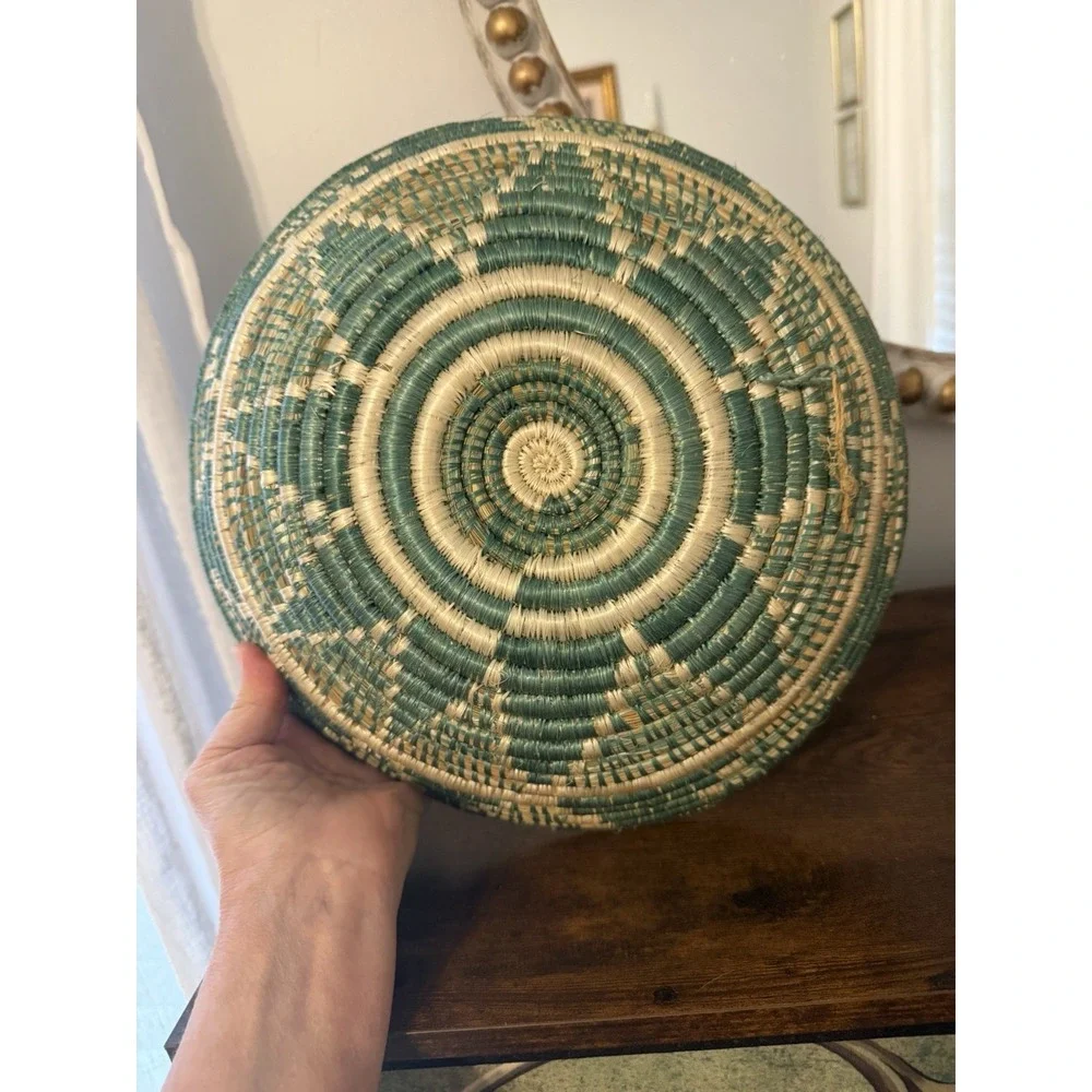 Handwoven African Basket‎ Bowl Green Natural Fiber Coiled Wall Decor 12